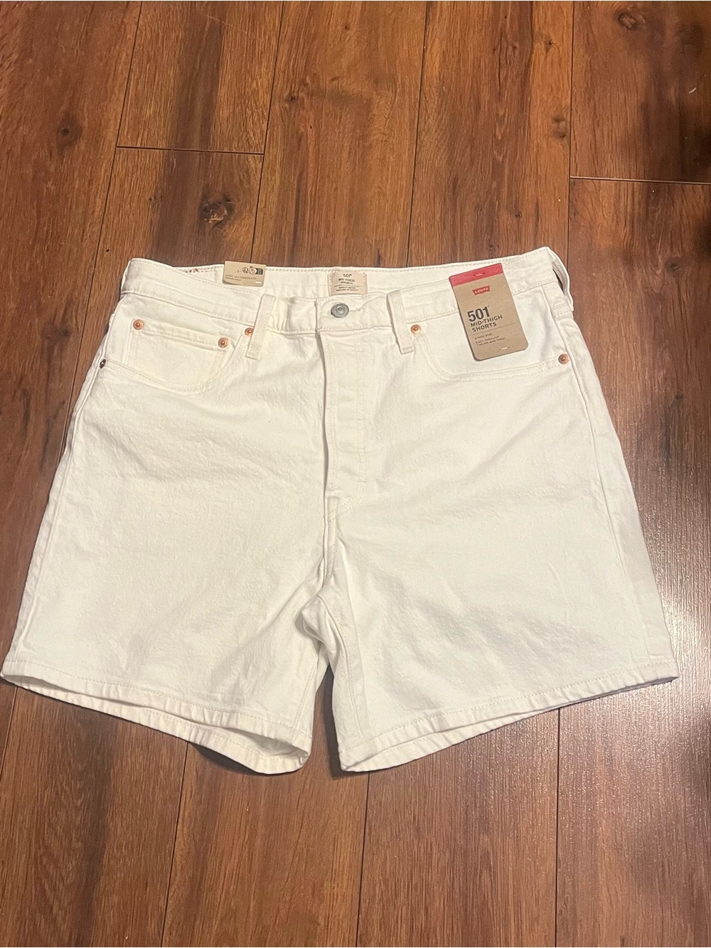 Levi's 501 White Denim Shorts 32 waist
